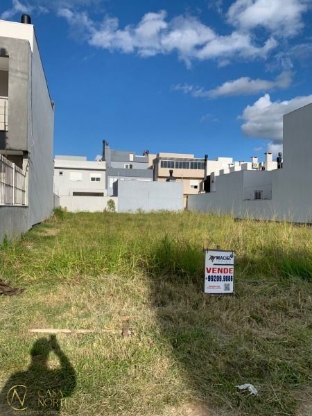 Terreno à venda  com 205m², Rua Jean Vardaramatos no bairro Hípica em Porto Alegre