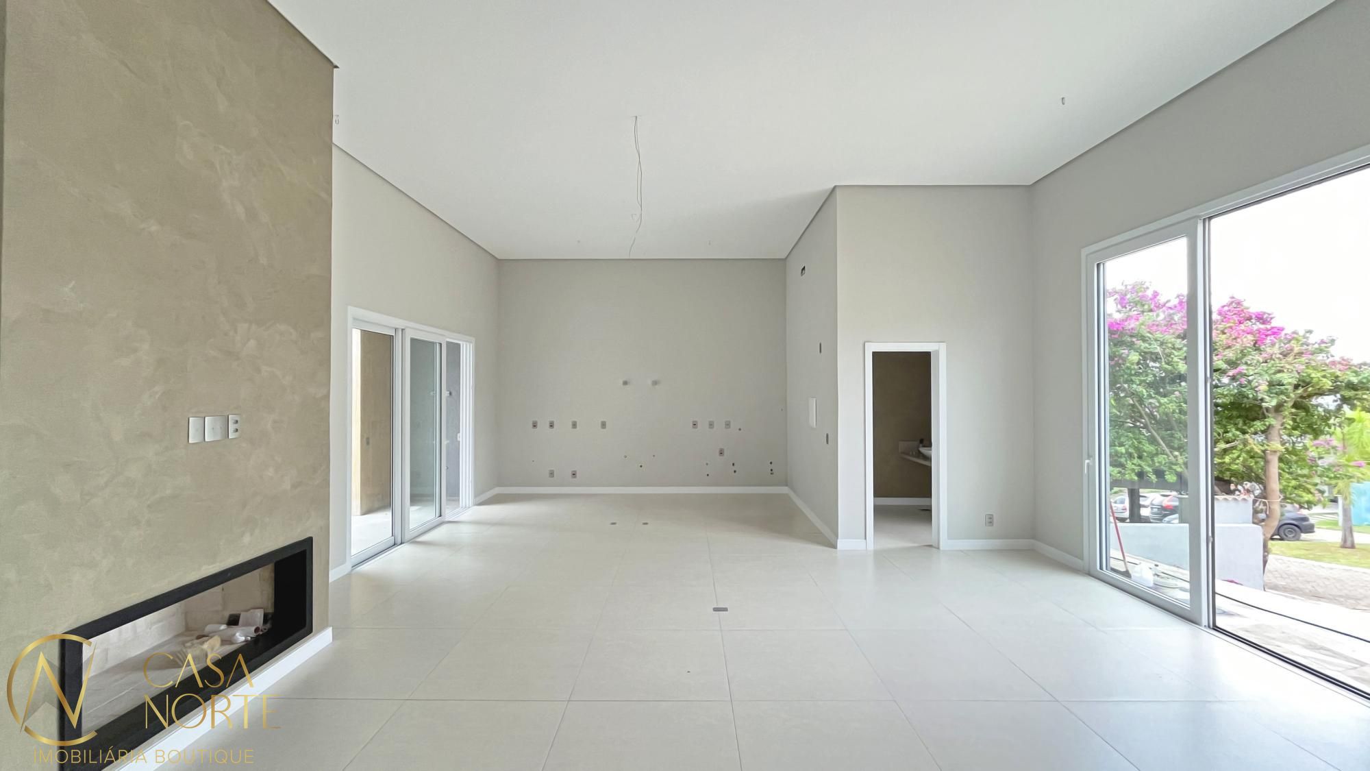 Casa de Condomínio à venda com 3 quartos, 174m², 3 suítes, 3 vagas, Rua Francisco Solano Borges no bairro Hípica em Porto Alegre
