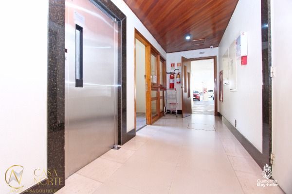 Apartamento à venda com 3 quartos, 117m², 1 suíte, 2 vagas, Rua Doutor Armando Barbedo no bairro Tristeza em Porto Alegre
