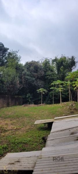 Terreno à venda  com 300m², Rua Armando Czamanski no bairro Ipanema em Porto Alegre