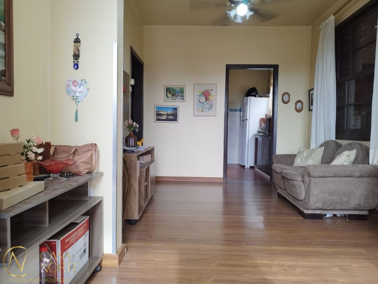 Casa à venda com 3 quartos, 200m², 2 vagas, Rua Capitão Padilha no bairro Glória em Porto Alegre