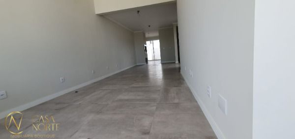 Casa à venda com 3 quartos, 99m², 1 suíte, 2 vagas, Rua Sete Mil  Duzentos e Dois no bairro Hípica em Porto Alegre