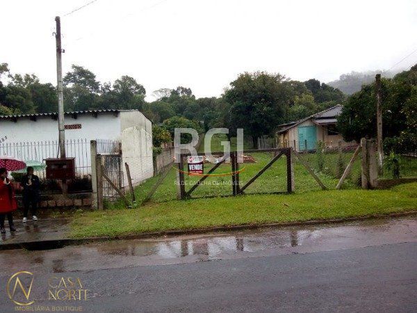 Terreno à venda  com 791m², Rua Giacomo Muttoni no bairro Belém Velho em Porto Alegre