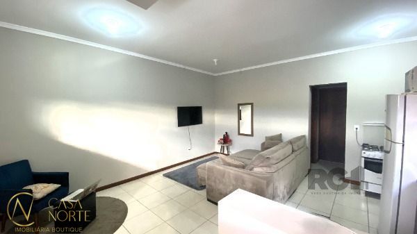 Apartamento à venda com 2 quartos, 65m², Avenida Edgar Pires de Castro no bairro Hípica em Porto Alegre