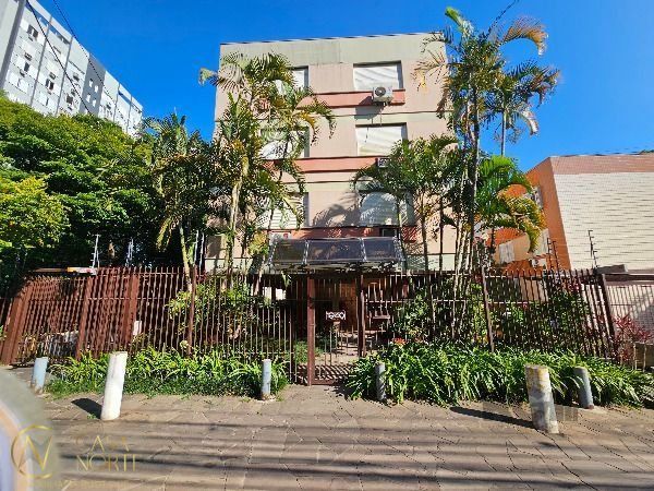 Apartamento à venda com 2 quartos, 71m², 1 vaga, Rua Anita Garibaldi no bairro Boa Vista em Porto Alegre