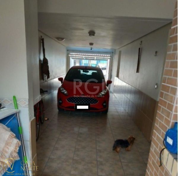 Casa à venda com 3 quartos, 231m², 1 suíte, 2 vagas, Rua Doutor Pitrez no bairro Ipanema em Porto Alegre