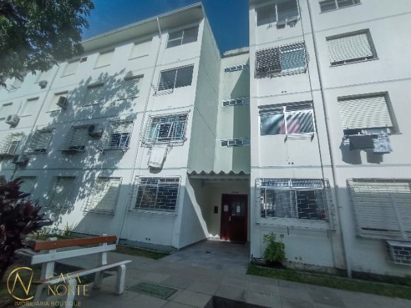 Apartamento à venda com 2 quartos, 46m², 1 vaga, Rua Coronel Massot no bairro Cristal em Porto Alegre