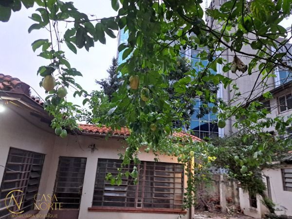 Casa à venda com 4 quartos, 229m², 1 suíte, 2 vagas, Rua General Couto de Magalhaes no bairro São João em Porto Alegre