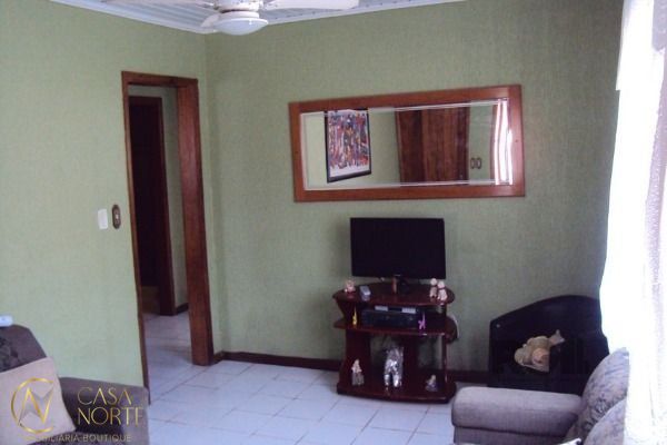 Casa à venda com 3 quartos, 150m², 1 suíte, 2 vagas, Rua Túnel Verde no bairro Ponta Grossa em Porto Alegre