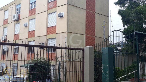 Apartamento à venda com 2 quartos, 67m², Avenida Jacui no bairro Cristal em Porto Alegre