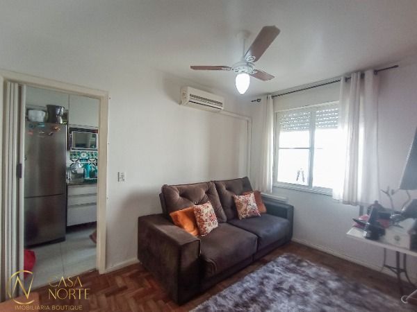 Apartamento à venda com 2 quartos, 46m², 1 vaga, Rua Coronel Massot no bairro Cristal em Porto Alegre