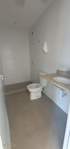 Casa de Condomínio à venda com 3 quartos, 70m², 2 vagas, Rua Criciuma no bairro Guarujá em Porto Alegre