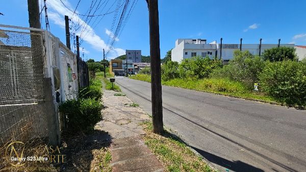 Terreno à venda  com 250m², Rua Izar Faria Correa Santanna no bairro Hípica em Porto Alegre