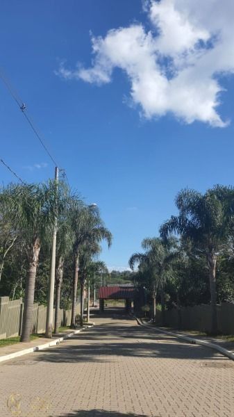 Terreno à venda  com 326m², Estrada Jorge Pereira Nunes no bairro Campo Novo em Porto Alegre