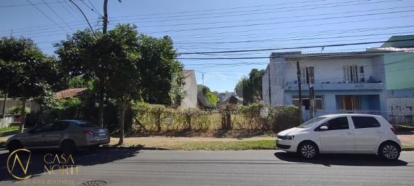 Terreno à venda  com 480m², Rua Doutor Pereira Neto no bairro Tristeza em Porto Alegre