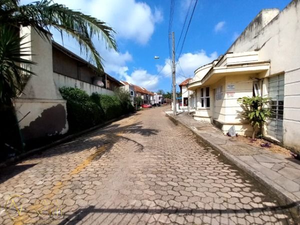 Casa de Condomínio à venda com 3 quartos, 94m², 1 suíte, 2 vagas, Estrada Jorge Pereira Nunes no bairro Campo Novo em Porto Alegre