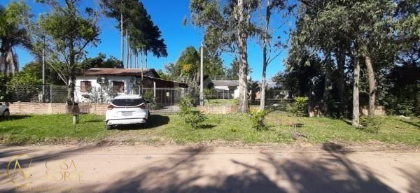 Sítio à venda com 5 quartos, 300m², 6 vagas, Rua Adao Martins da Rocha no bairro São Caetano em Porto Alegre
