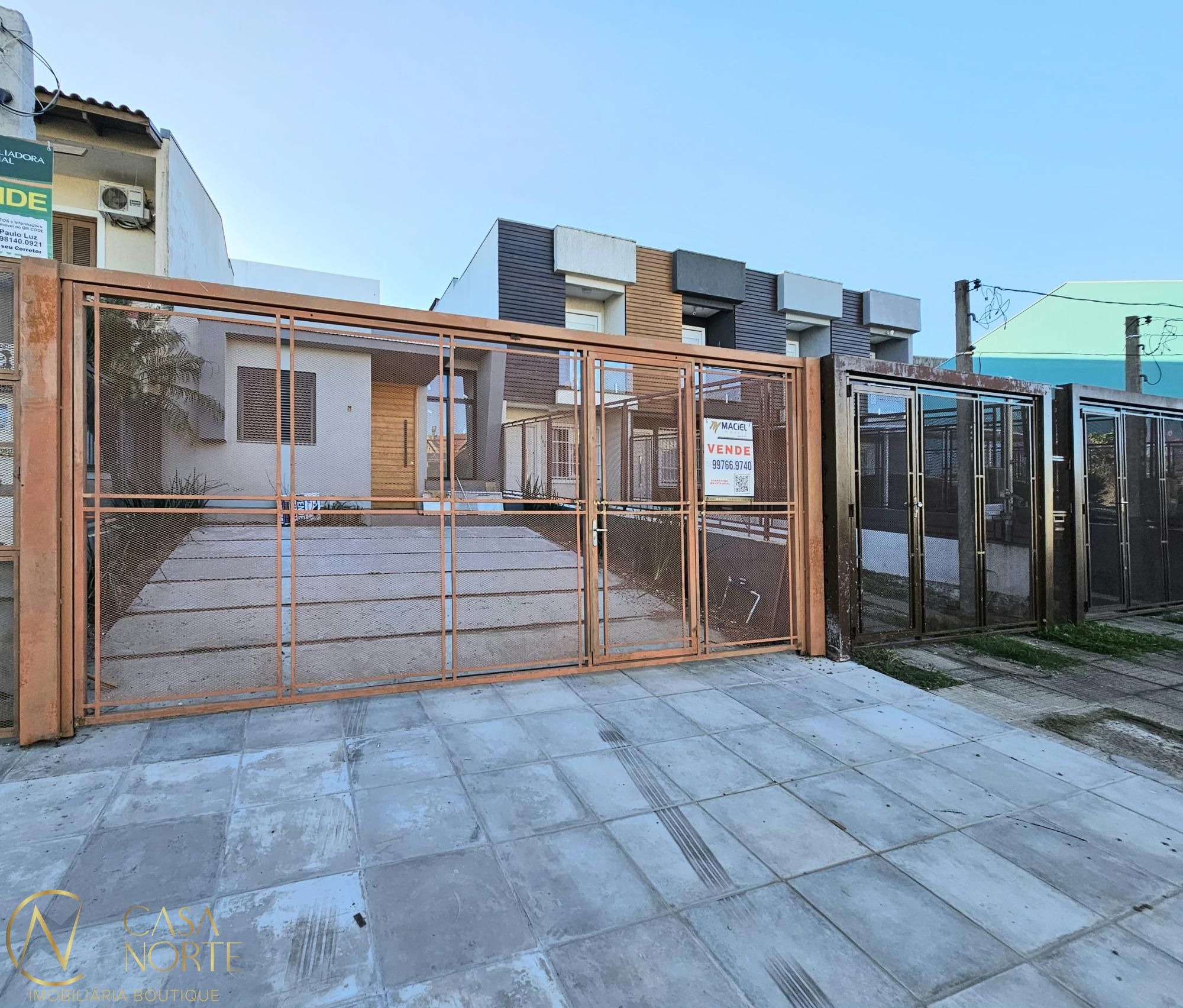 Casa à venda com 3 quartos, 80m², 1 suíte, 2 vagas, Rua Luzinete Alves Aragon no bairro Hípica em Porto Alegre