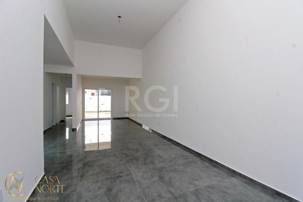 Casa à venda com 3 quartos, 110m², 1 suíte, 2 vagas, Avenida Edgar Pires de Castro no bairro Hípica em Porto Alegre