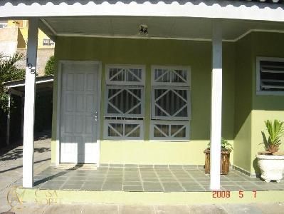 Casa à venda com 3 quartos, 109m², 2 vagas, Carlos Nobre no bairro Ipanema em Porto Alegre