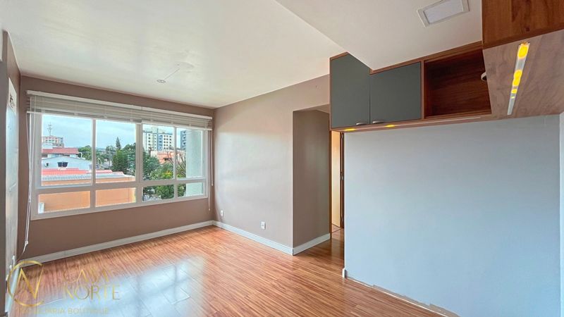 Apartamento à venda com 3 quartos, 70m², 1 suíte, 1 vaga, Avenida Otto Niemeyer no bairro Tristeza em Porto Alegre