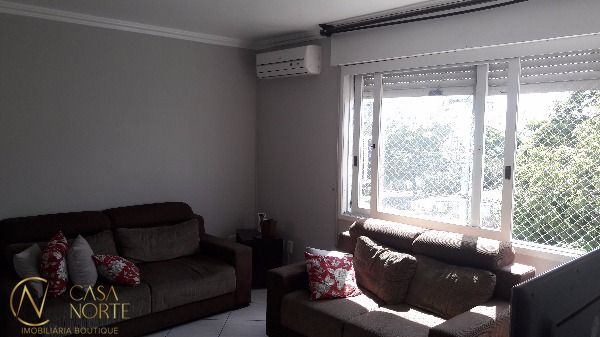 Apartamento à venda com 2 quartos, 85m², 2 vagas, Rua Camaqua no bairro Camaquã em Porto Alegre