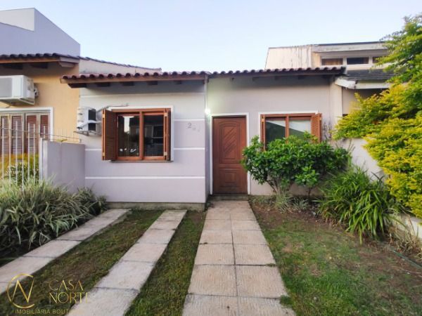Casa à venda com 2 quartos, 79m², 1 suíte, 1 vaga, Rua Constantino Fernando Onorato Bottin no bairro Hípica em Porto Alegre