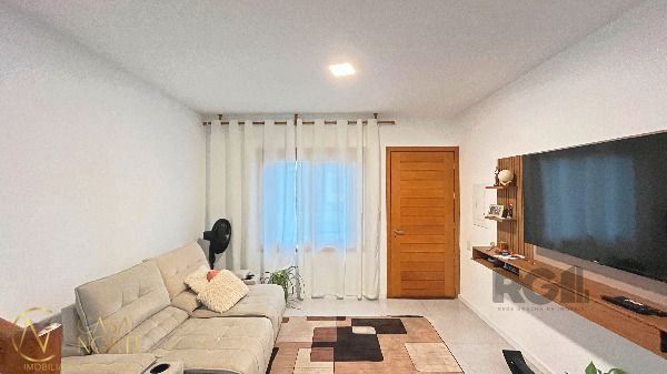 Casa de Condomínio à venda com 2 quartos, 124m², 1 suíte, 2 vagas, Rua Octávio de Souza no bairro Teresópolis em Porto Alegre