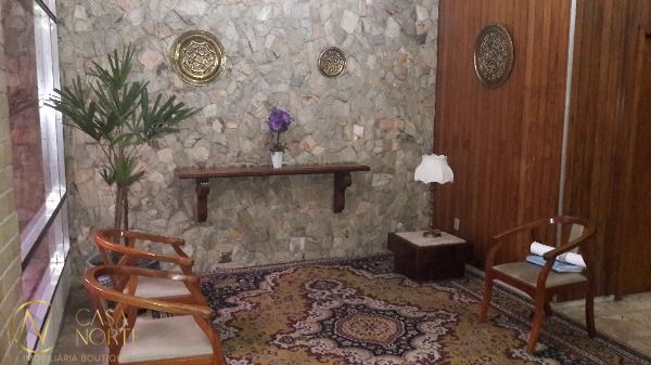 Apartamento à venda com 3 quartos, 202m², 1 suíte, 1 vaga, Rua Duque de Caxias no bairro Centro Histórico em Porto Alegre