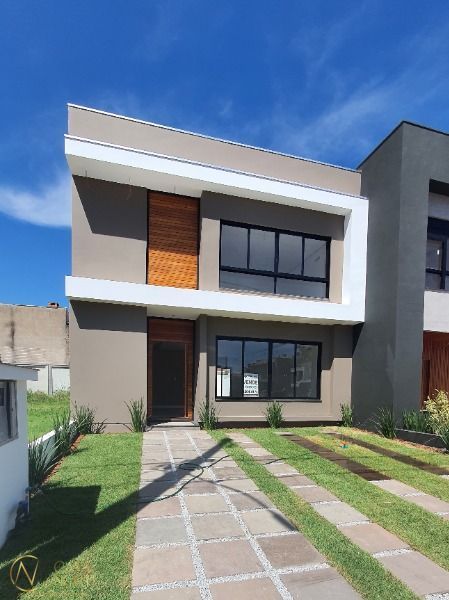 Casa de Condomínio à venda com 3 quartos, 147m², 3 suítes, 2 vagas, Rua Sinai no bairro Ipanema em Porto Alegre
