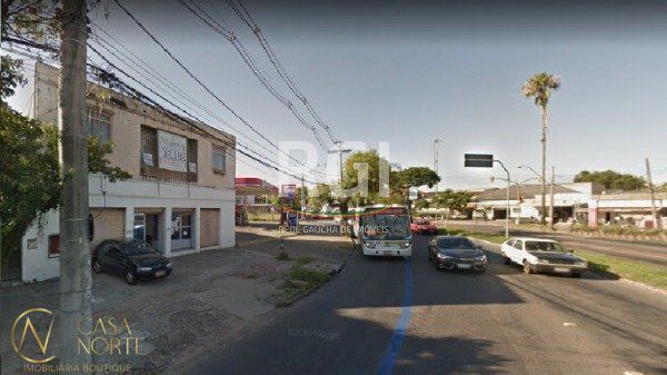 Terreno à venda  com 514m², Avenida da Cavalhada no bairro Cavalhada em Porto Alegre
