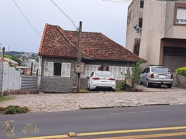 Terreno à venda  com 1089m², Avenida Professor Oscar Pereira no bairro Glória em Porto Alegre
