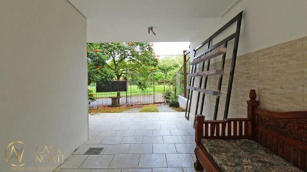 Casa à venda com 3 quartos, 177m², 1 suíte, 2 vagas, Rua Canisio Binsfeld no bairro Hípica em Porto Alegre