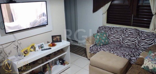 Apartamento à venda com 2 quartos, 45m², 1 vaga, Rua David Cherman no bairro Restinga em Porto Alegre