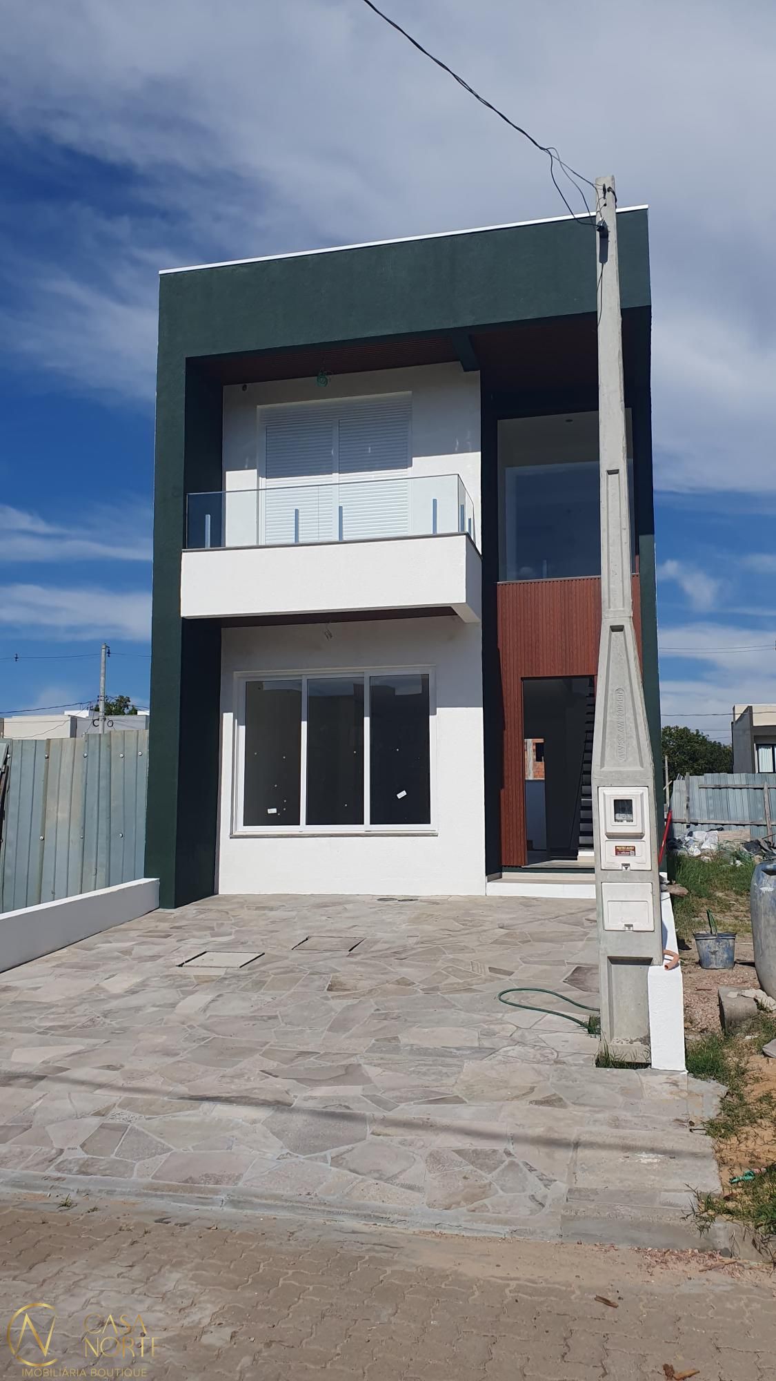 Casa de Condomínio à venda com 3 quartos, 115m², 1 suíte, 2 vagas, Estrada Jorge Pereira Nunes no bairro Campo Novo em Porto Alegre