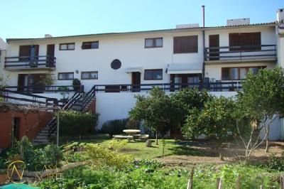 Casa à venda com 4 quartos, 550m², 2 suítes, 4 vagas, Omagua no bairro Vila Assunção em Porto Alegre