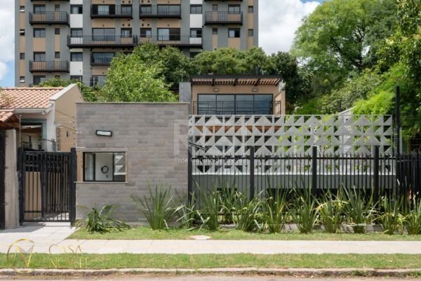 Cobertura à venda com 2 quartos, 150m², 1 suíte, 2 vagas, Rua Doutor Mário Totta no bairro Tristeza em Porto Alegre