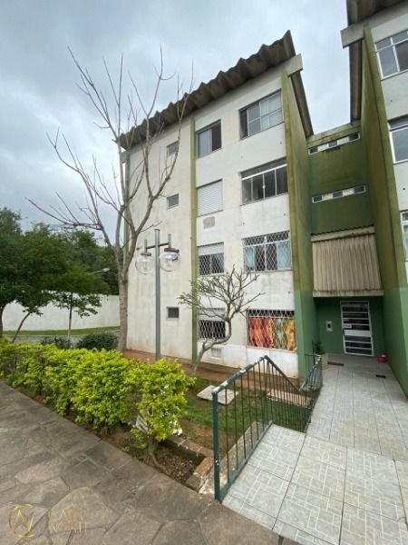 Apartamento à venda com 2 quartos, 52m², 1 vaga, Avenida Romeu Samarani Ferreira no bairro Vila Nova em Porto Alegre