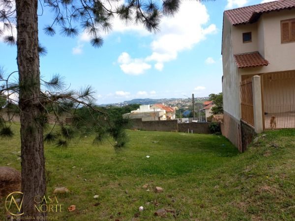 Terreno à venda  com 142m², Estrada Jorge Pereira Nunes no bairro Campo Novo em Porto Alegre