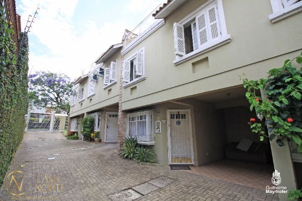 Casa de Condomínio à venda com 3 quartos, 162m², 1 suíte, 1 vaga, Conselheiro Xavier da Costa no bairro Ipanema em Porto Alegre