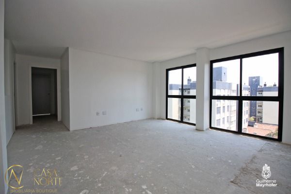 Apartamento à venda com 3 quartos, 101m², 1 suíte, 1 vaga, Rua Doutor Dias de Carvalho no bairro Tristeza em Porto Alegre