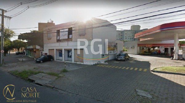 Terreno à venda  com 514m², Avenida da Cavalhada no bairro Cavalhada em Porto Alegre