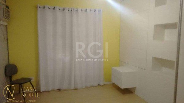 Casa de Condomínio à venda com 2 quartos, 72m², Avenida da Serraria no bairro Espírito Santo em Porto Alegre