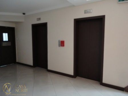 Sala Comercial à venda , 122m², Avenida Farrapos no bairro Floresta em Porto Alegre