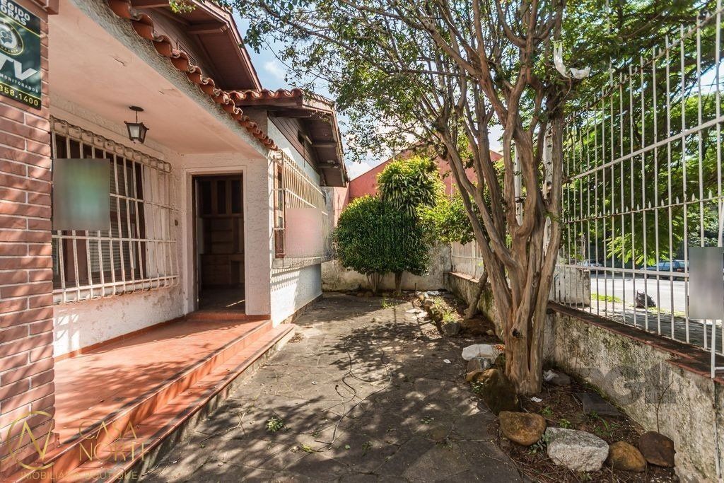 Casa à venda com 4 quartos, 169m², 3 vagas, Avenida Niterói no bairro Medianeira em Porto Alegre