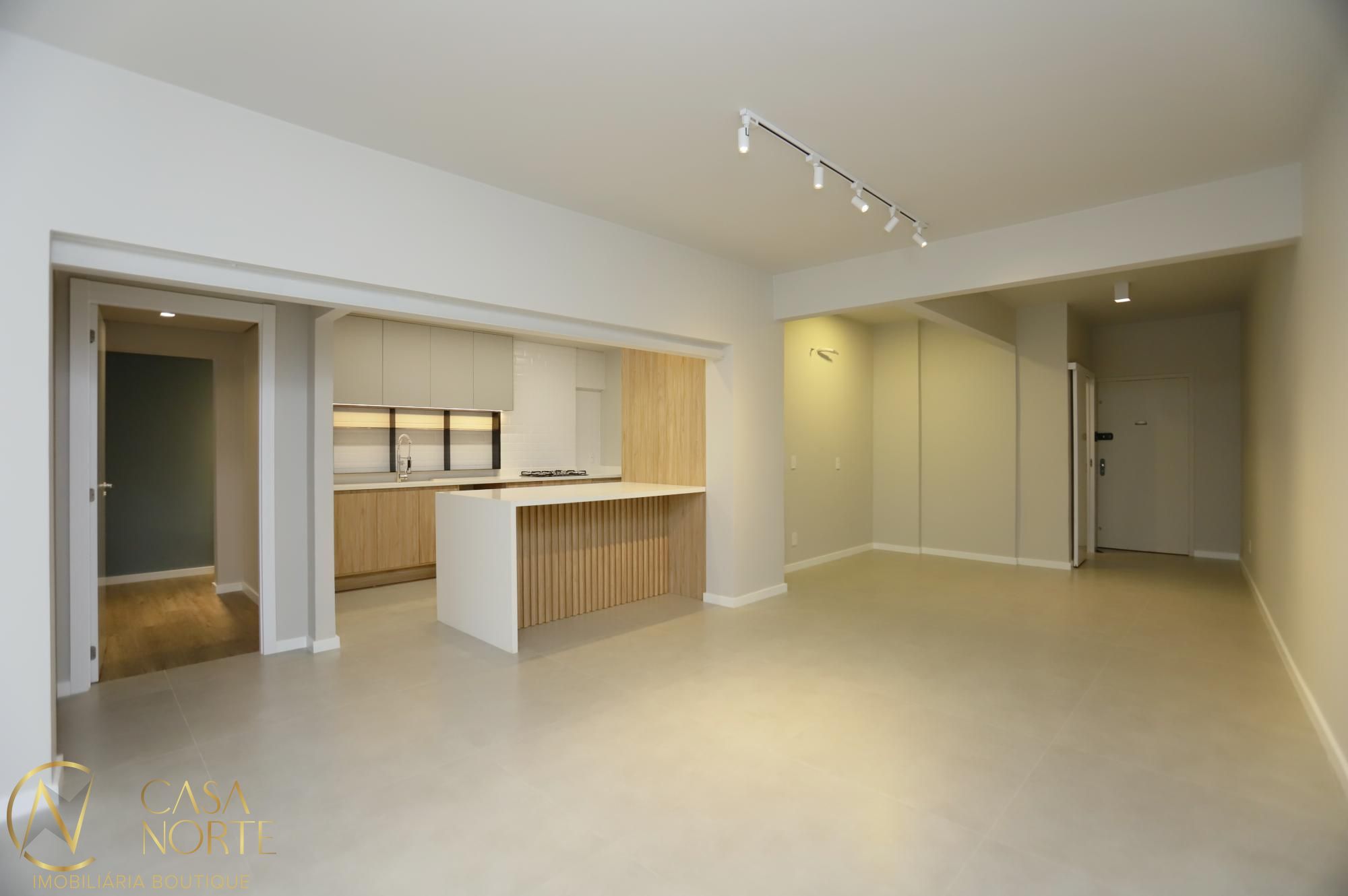Apartamento à venda com 3 quartos, 143m², 1 suíte, 1 vaga, Rua Vinte e Quatro de Outubro no bairro Moinhos de Vento em Porto Alegre