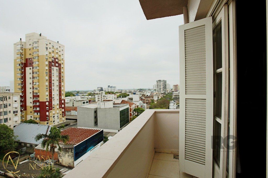 Apartamento à venda com 2 quartos, 95m², Rua Visconde do Rio Branco no bairro Floresta em Porto Alegre