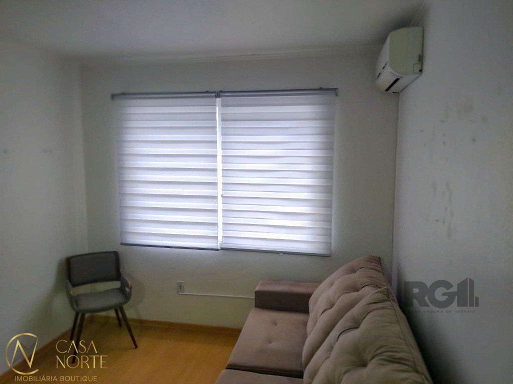 Apartamento à venda com 1 quarto, 42m², Rua Sapê no bairro Passo da Areia em Porto Alegre