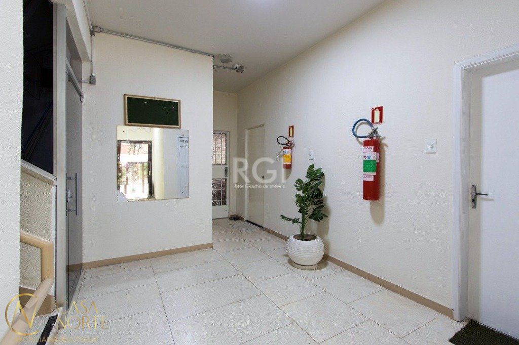 Apartamento à venda com 3 quartos, 101m², 1 vaga, Rua Miguel Couto no bairro Menino Deus em Porto Alegre
