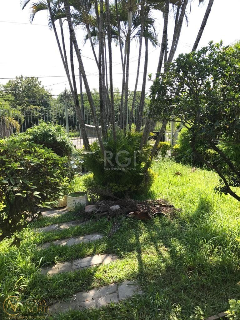 Casa à venda com 3 quartos, 250m², 1 suíte, 2 vagas, Avenida Manoel Elias no bairro Jardim Leopoldina em Porto Alegre
